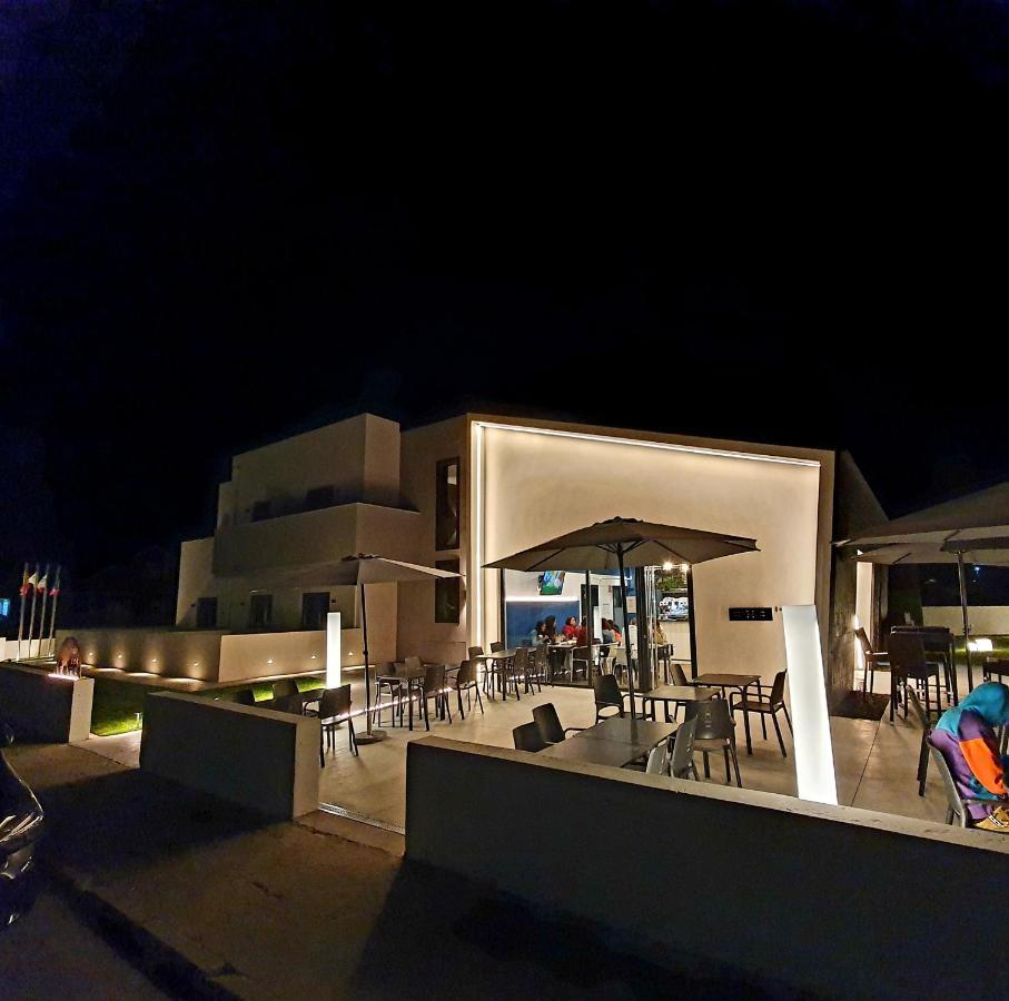 Solarena Bistrot Hotel Barreiros Exterior photo